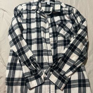 Old Navy Black and White Checkered Women’s Shirt